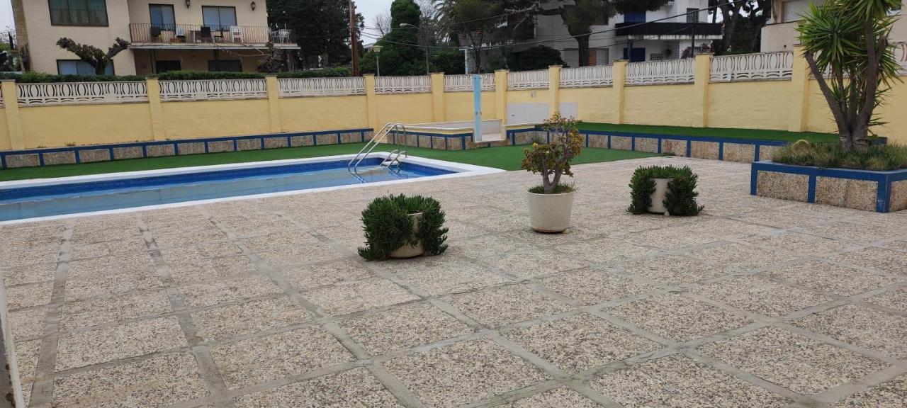 Acogedor Estudio En La Playa, Con Vistas Al Mar, Y Piscina Comunitaria Sant Salvador Exteriör bild
